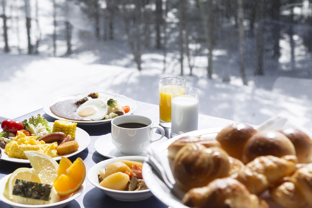 Breakfast with views of the snow-covered landscape